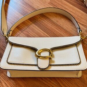 Coach Tabby 26 (like brand new)
